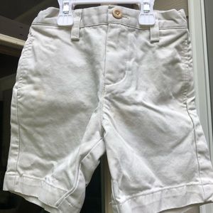 Vineyard Vines boy chino short size 3T